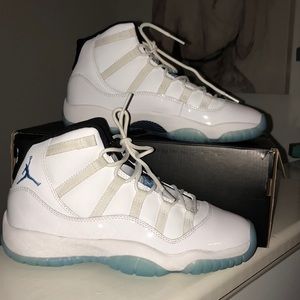 Air Jordan 11 Retro BG